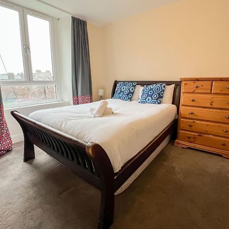 Convenient 2Br Flat Gorgie Edinburgh Apartamento Exterior foto